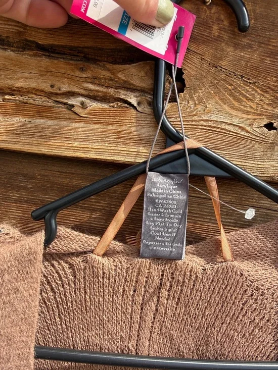 Vince camuto  knit shawl new - Picture 4 of 5